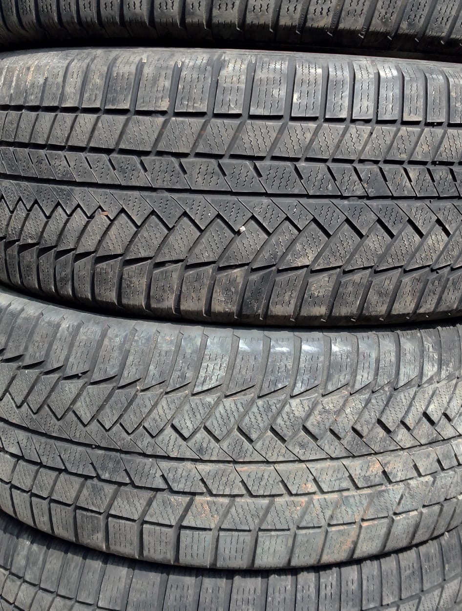 Tire size 235-40R19 - Image 4