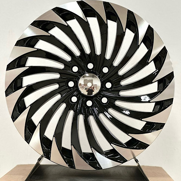 19 inch rim - Image 10